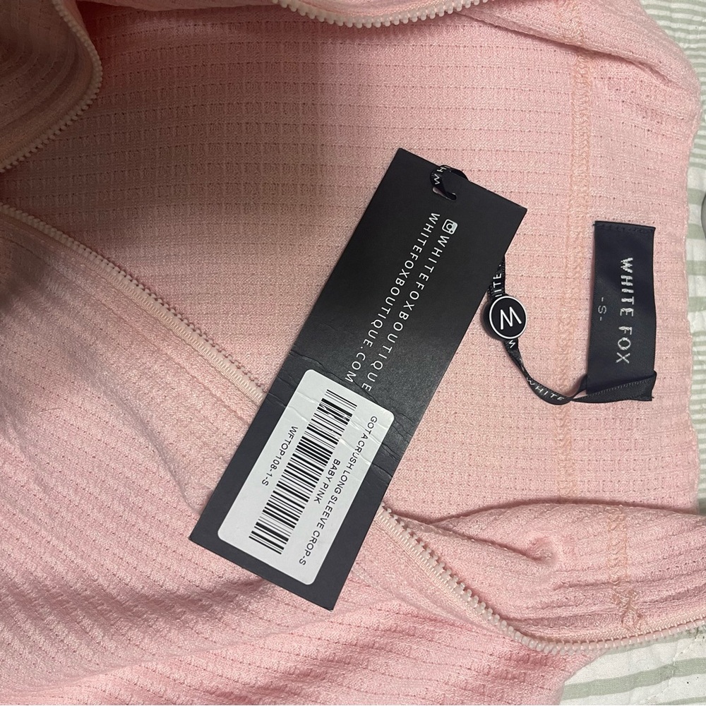 NWT White Fox Boutique Got A Crush Long Sleeve Crop Baby Pink - Picture 4 of 4